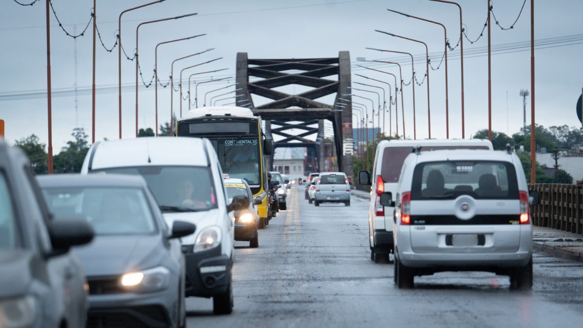 El puente Carretero cumple 87 años mientras el futuro toma forma.