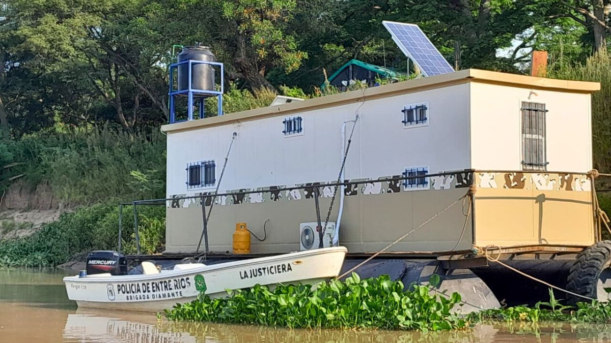 Mariani dijo que había un clamor por la presencia policial: "la gente pedía que la comisaría volviera a instalarse". Mariani dijo que había un clamor por la presencia policial: "la gente pedía que la comisaría volviera a instalarse".