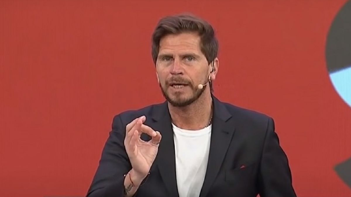 El Pollo Vignolo le respondió a quienes lo tildan de mufa: Uno tiene que decirlo