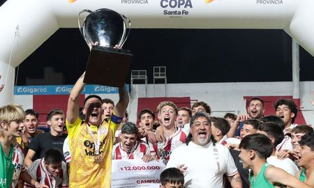 Unión es el último campeón de la Copa Santa Fe de fútbol masculino. Unión es el último campeón de la Copa Santa Fe de fútbol masculino.