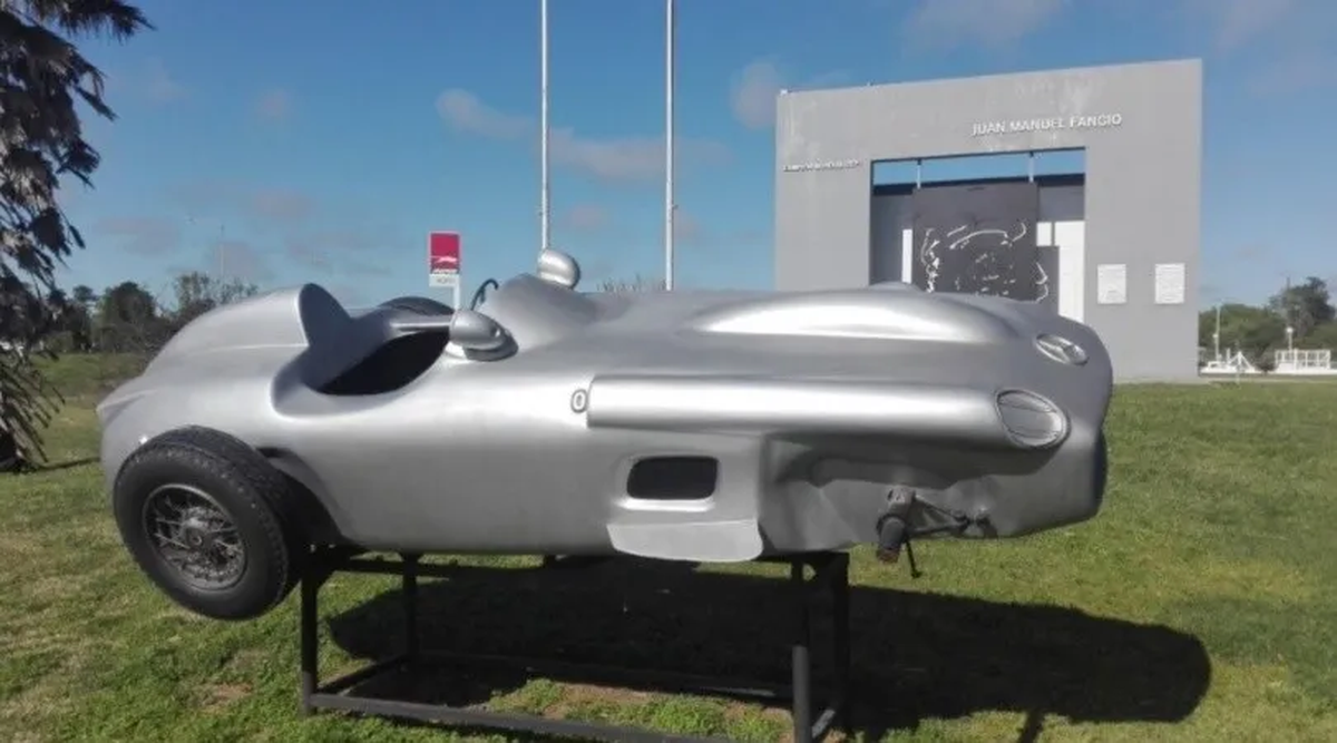 Le robaron las ruedas a la