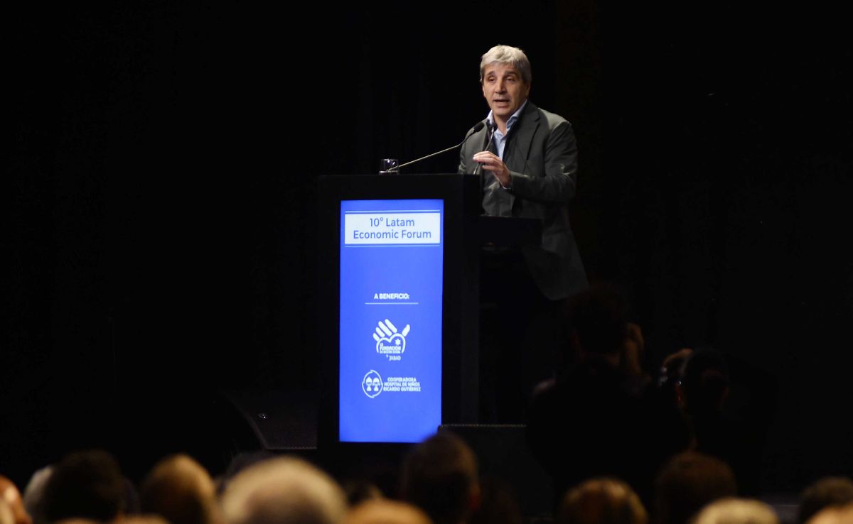 Luis Caputo, intentó traer tranquilidad sobre el rumbo económico, Luis Caputo, intentó traer tranquilidad sobre el rumbo económico,