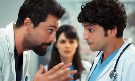 El programa éxito de Telefe, Doctor Milagro, comenzó una nueva temporada y se notaron algunas ausencias en el elenco. El programa éxito de Telefe, Doctor Milagro, comenzó una nueva temporada y se notaron algunas ausencias en el elenco.