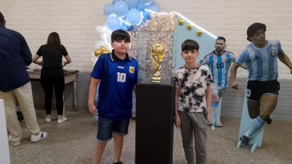 Cientos de santafesinos se fotografiaron y disfrutaron de la Copa del Mundo en Santa Fe