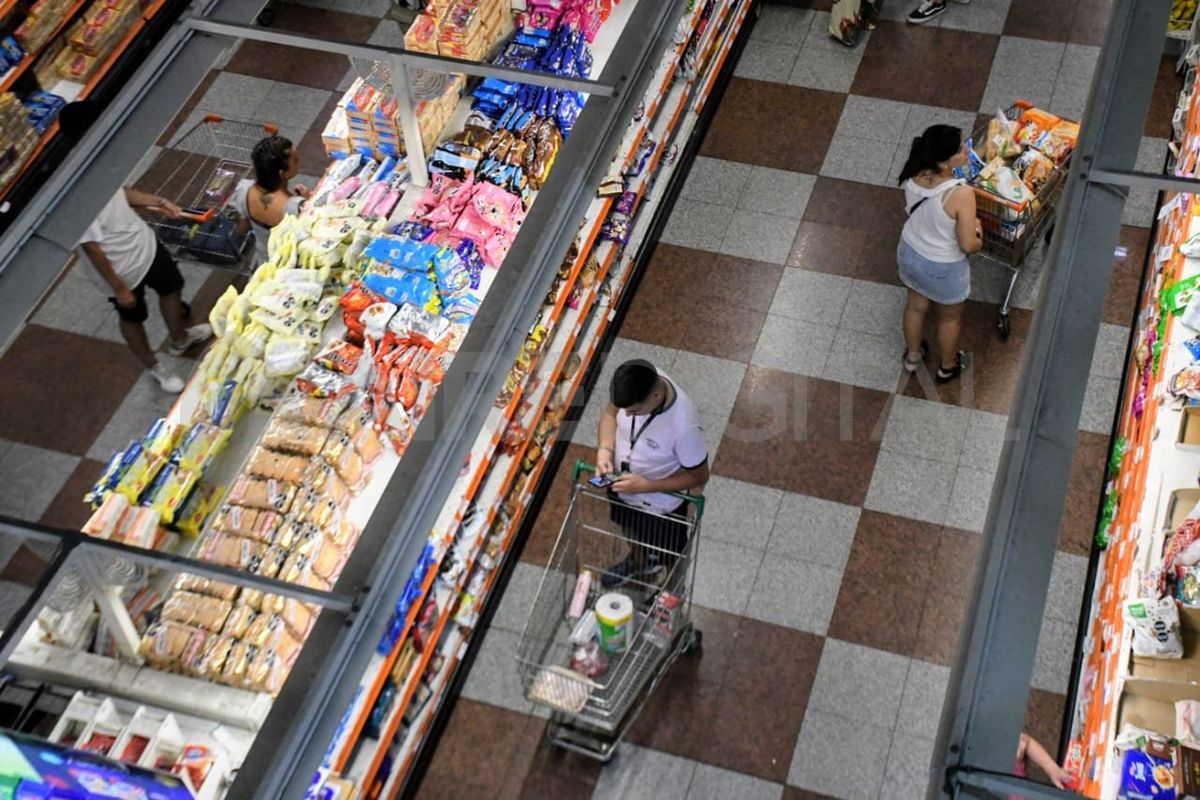 Los consumidores ajustaron sus compras