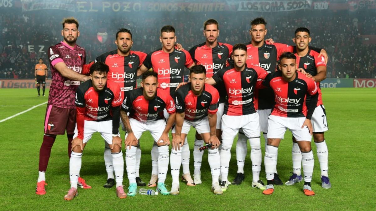 Colón vs. Godoy Cruz por la Primera Nacional.