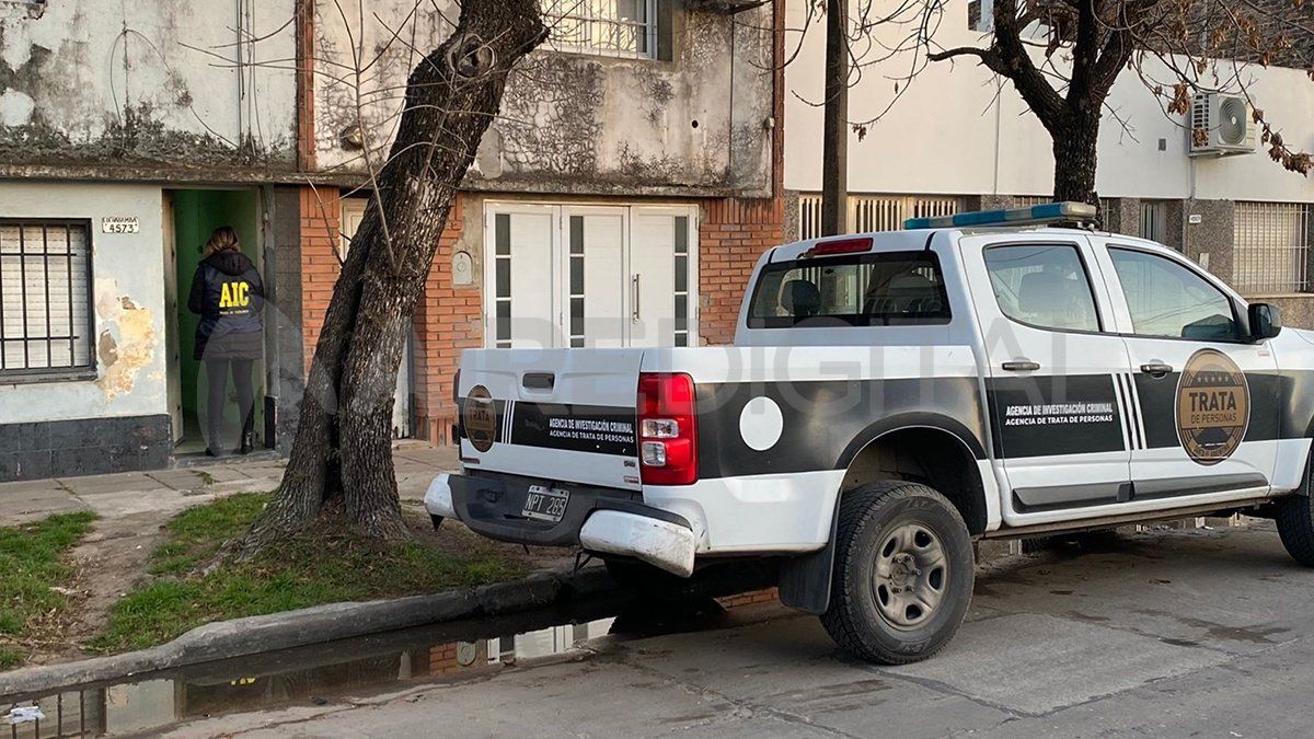 En general, las víctimas del delito de trata con fines de explotación sexual son mujeres mayores o menores de edad. En general, las víctimas del delito de trata con fines de explotación sexual son mujeres mayores o menores de edad.