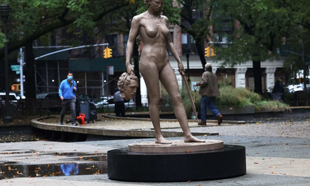 La obra de un artista argentino hipnotiza a Nueva York en homenaje a mujeres del #Metoo La obra de un artista argentino hipnotiza a Nueva York en homenaje a mujeres del #Metoo