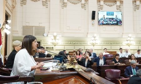 Según informaron desde su entorno, Clara García deberá afrontar un tratamiento de dos meses por la fractura del pie derecho. Según informaron desde su entorno, Clara García deberá afrontar un tratamiento de dos meses por la fractura del pie derecho.