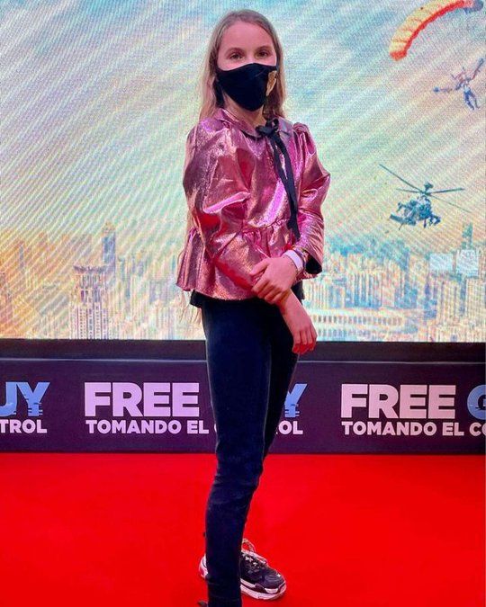 Isabella, hija de Flor de la V.