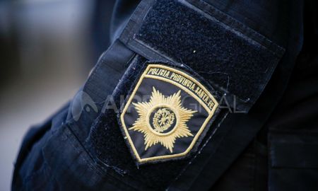 dos detenidos tras disparar contra policia que intento pararlos en un control en rosario dos detenidos tras disparar contra policia que intento pararlos en un control en rosario