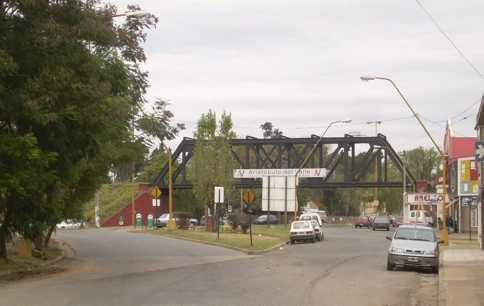 Una estación de servicio ubicada en Aristóbulo del Valle y el puente negro fue escenario de un encuentro entre los imputados Una estación de servicio ubicada en Aristóbulo del Valle y el puente negro fue escenario de un encuentro entre los imputados