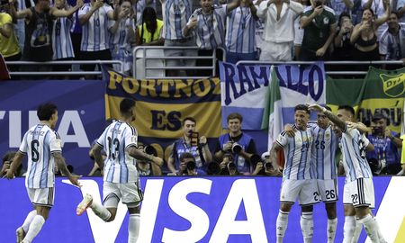 Argentina gana 1 a 0 ante Cabo Verde con gol de Messi a los 28 minutos. Argentina gana 1 a 0 ante Cabo Verde con gol de Messi a los 28 minutos.