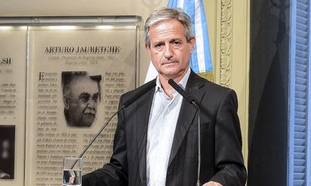 nacion le respondio a lifschitz: ?en materia de transparencia, todo debe hacerse? nacion le respondio a lifschitz: ?en materia de transparencia, todo debe hacerse?