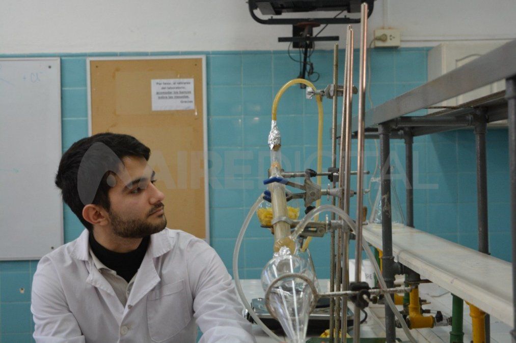 Felipe deberá estudiar durante tres semanas en la UBA.