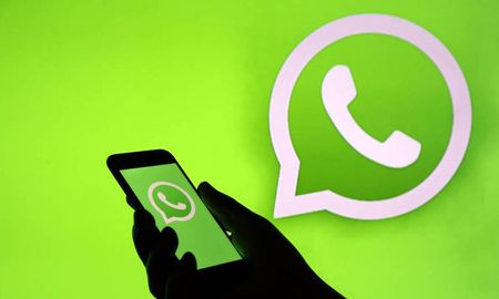 WhatsApp WhatsApp