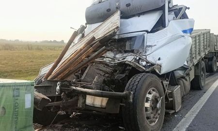 El accidente se registró este viernes en la Autopista Rosario - Buenos Aires. El accidente se registró este viernes en la Autopista Rosario - Buenos Aires.