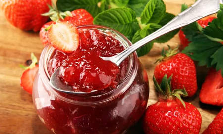 Mermelada de frutilla: la receta sencilla, rápida y con pocos ingredientes Mermelada de frutilla: la receta sencilla, rápida y con pocos ingredientes