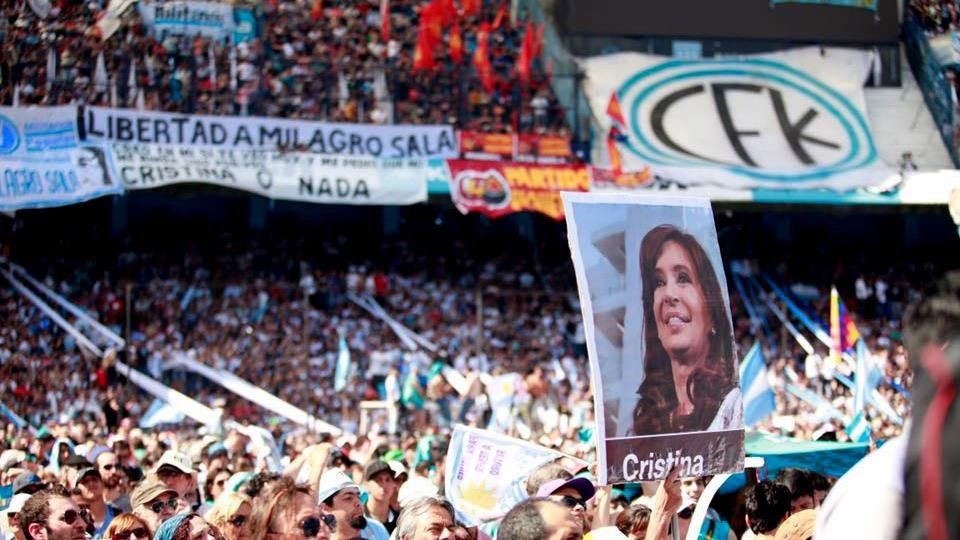 Se colma Racing para el acto de Cristina, a seis días de las elecciones