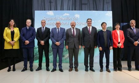 Los gobernadores del Frente de Todos se dieron cita en Chaco. Los gobernadores del Frente de Todos se dieron cita en Chaco.