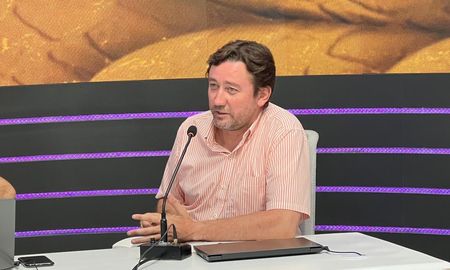 Esteban Motta, senador por el Departamento San Martín. Esteban Motta, senador por el Departamento San Martín.