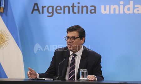 Claudio Moroni vinculó el anunció de la cadena Falabella a decisiones empresariales. Claudio Moroni vinculó el anunció de la cadena Falabella a decisiones empresariales.