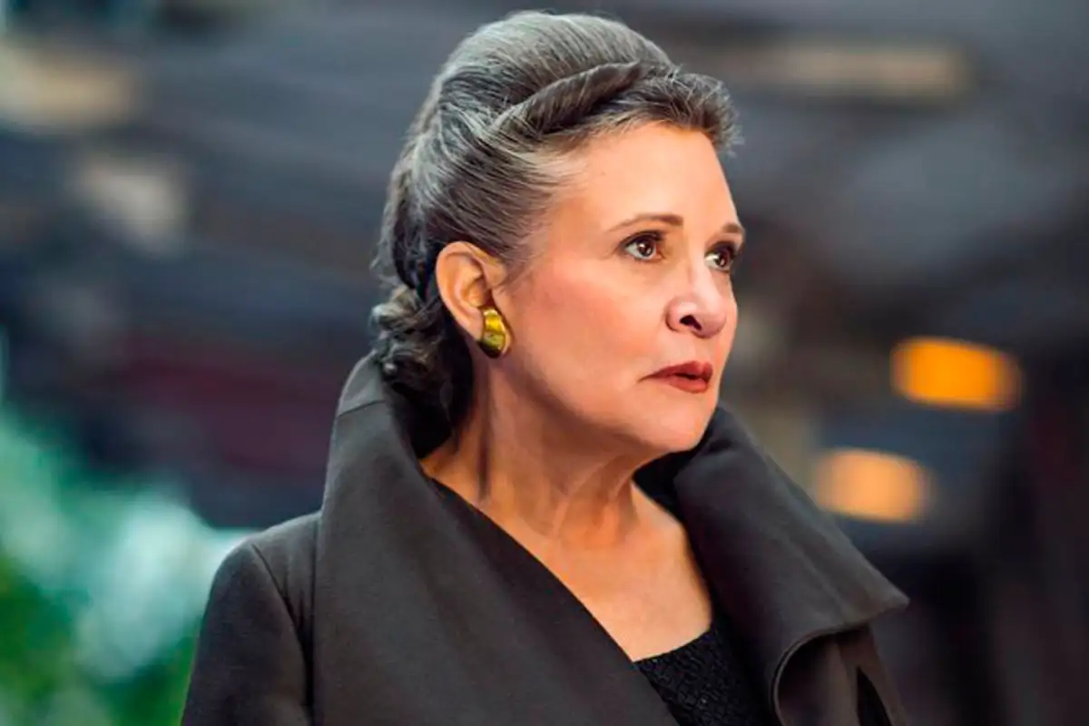 En 2016 a los 60 años muere Carrie Fisher, famosa por interpretar a la princesa Leia Organa en la saga de Star Wars.