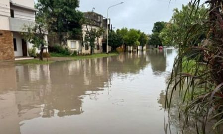 Algunas calles de Vera se vieron afectadas por la tormenta en Santa Fe. Algunas calles de Vera se vieron afectadas por la tormenta en Santa Fe.