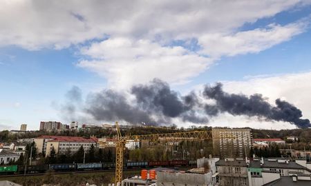 Humo tras el ataque de los misiles rusos. Humo tras el ataque de los misiles rusos.