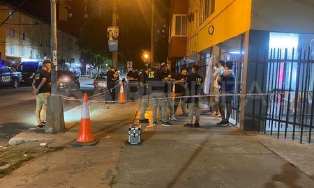 Un joven de 18 años herido de arma de fuego el pasado sábado en barrio Las Flores. Un joven de 18 años herido de arma de fuego el pasado sábado en barrio Las Flores.
