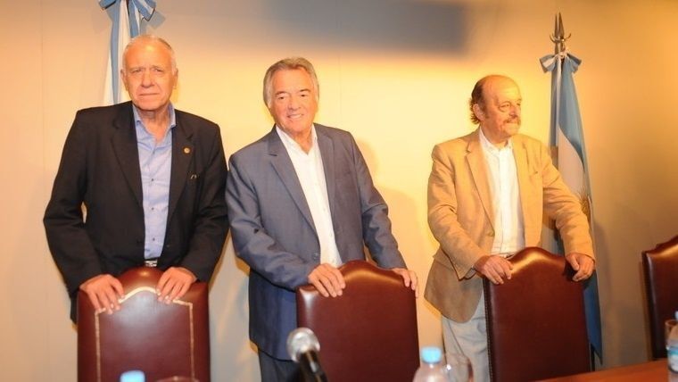Barrionuevo presentó al equipo interventor del PJ con críticas a Macri