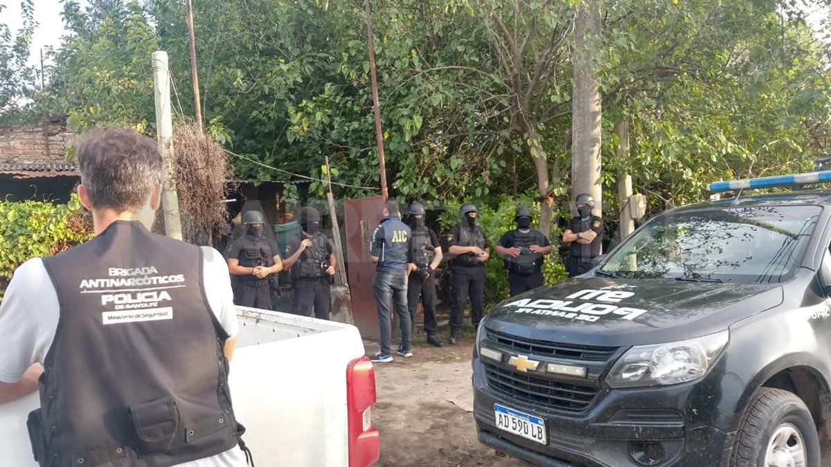 Tres allanamientos se realizaron el jueves en el barrio ubicado en el sudoeste de la ciudad capital