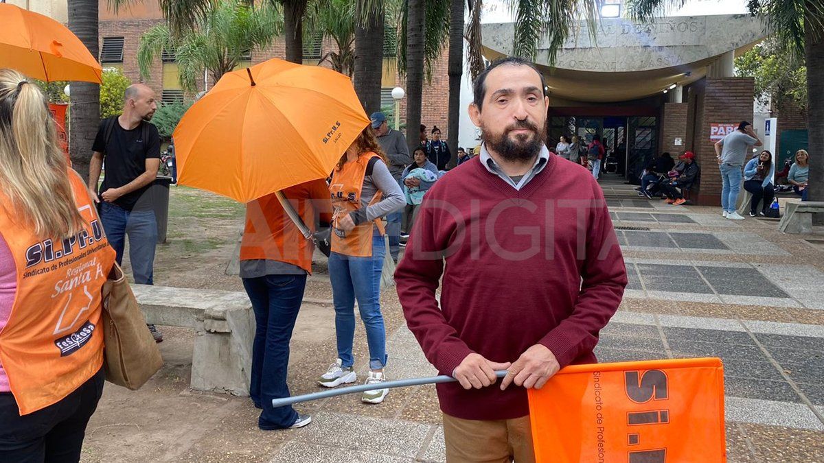 Leandro Goldzak de Siprus.