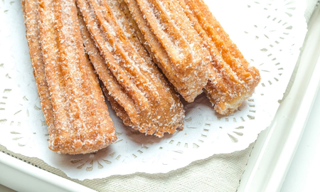 Churros rellenos con dulce de leche. Churros rellenos con dulce de leche.