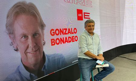 Gonzalo Bonadeo habló del clima mundialista que se vive en Qatar, a tres días del inicio de la Copa del Mundo. Gonzalo Bonadeo habló del clima mundialista que se vive en Qatar, a tres días del inicio de la Copa del Mundo.