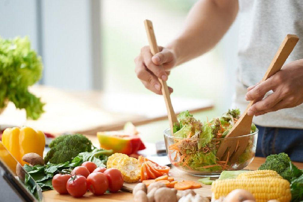 Las nutricionistas proponen generar referentes locales que trabajen directamente con las escuelas y los cantineros para ofrecer asesoramiento y soluciones a largo plazo.