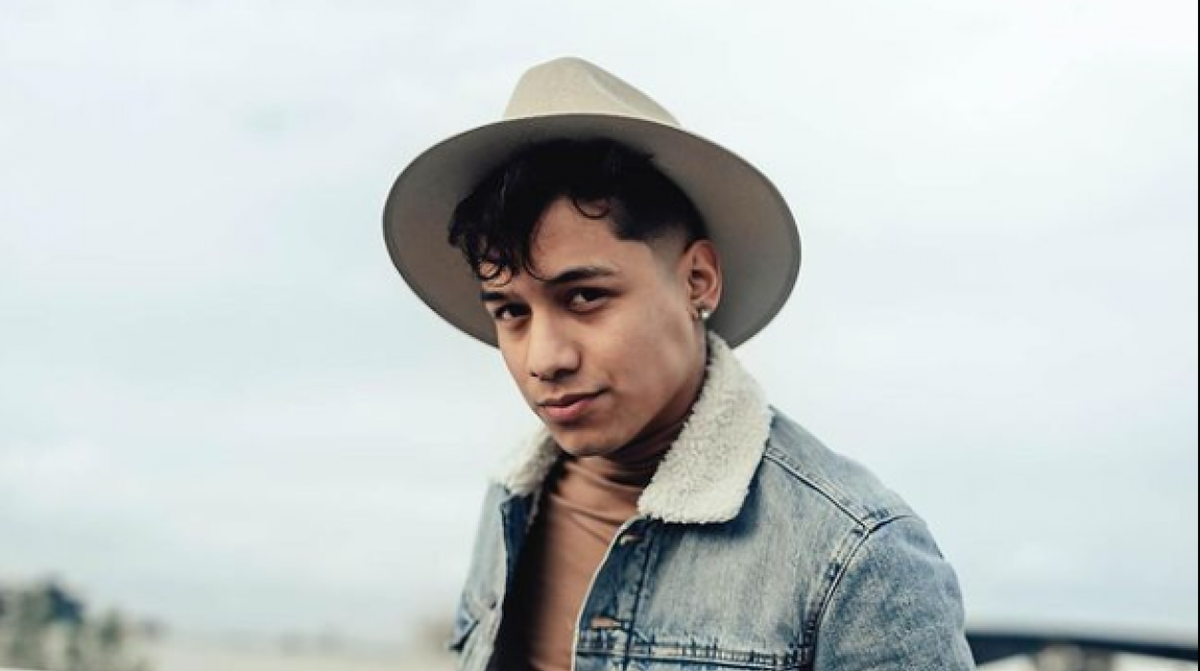 David Blanco Blake tiene 27 años y es sexólogo