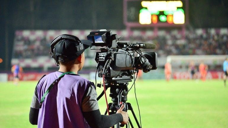 Fox Sports podrá transmitir la primera fecha del fútbol argentino.