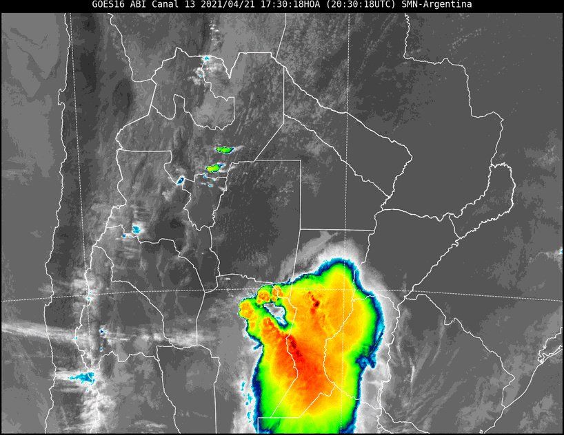 Se producen lluvias y tormentas en toda esta área, algunas con mucha actividad eléctrica y acumulados de lluvia que en algunos sectores alcanzan los 55mm como en Piamonte.