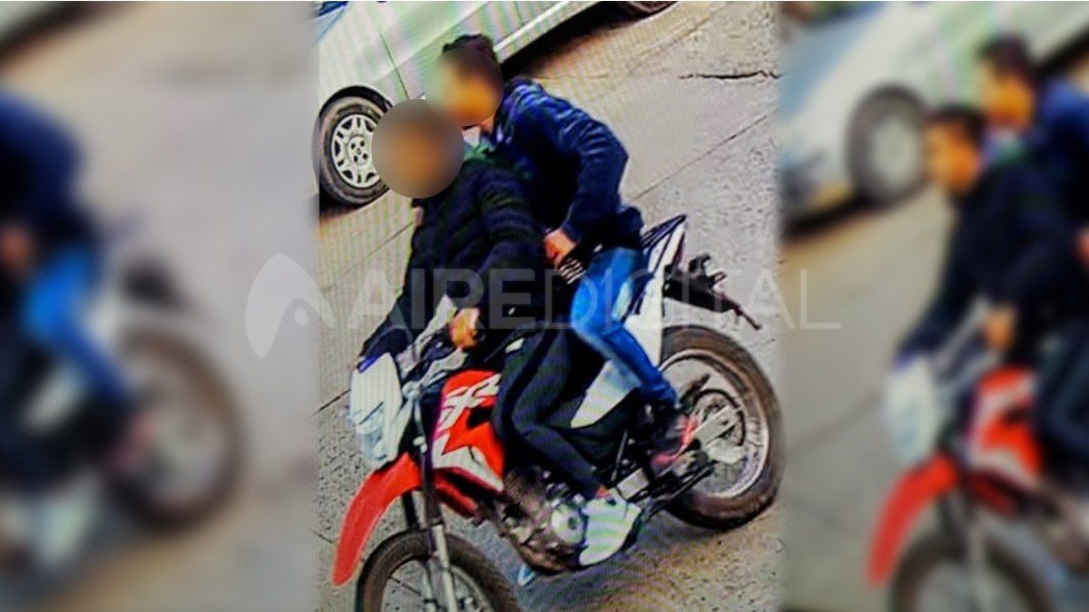  Andá comprando cajones, te vamos a matar: la amenaza de dos motochorros a quienes viralizaron la foto