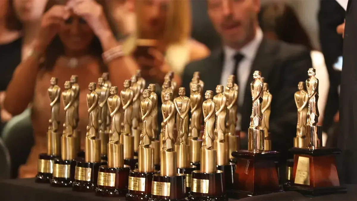 La transmisión por Telefe de la ceremonia de los Martín Fierro comienza a las 21.