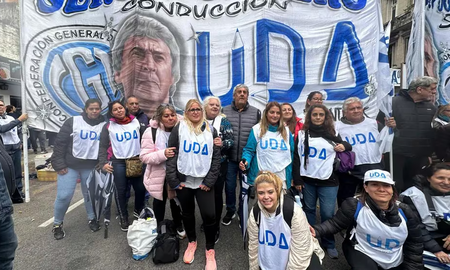 UDA Santa Fe rechazó la propuesta del Gobierno provincial e irá al paro este lunes. UDA Santa Fe rechazó la propuesta del Gobierno provincial e irá al paro este lunes.