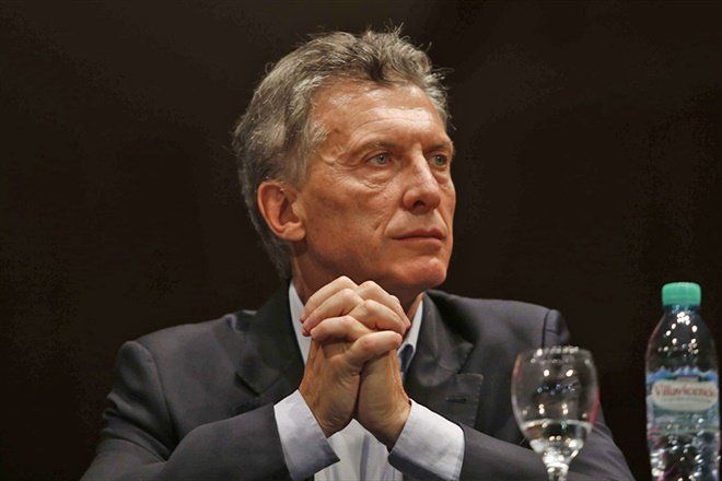 Macri felicitó al piloto del helicóptero presidencial por el rescate: “Muy bien hecho”