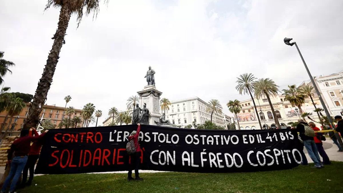 Este sábado se produjo una nueva protesta por la situación del anarquista Alfredo Cospito.