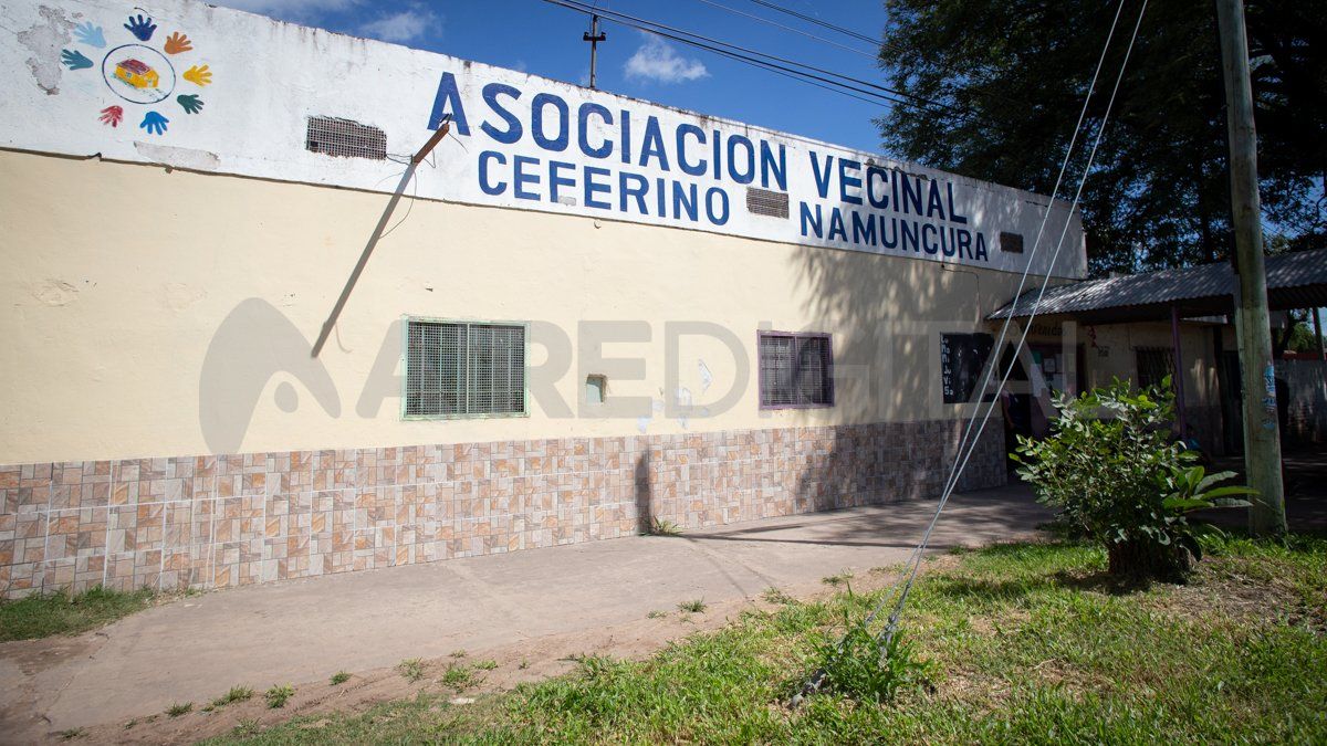 La Vecinal Ceferino Namuncurá está en la Avenida 12 de Octubre entre las calles Chaco y Chubut.