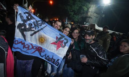 La ciudad se vio colmada por turistas que llegaron para disfrutar de diversos eventos. La ciudad se vio colmada por turistas que llegaron para disfrutar de diversos eventos.