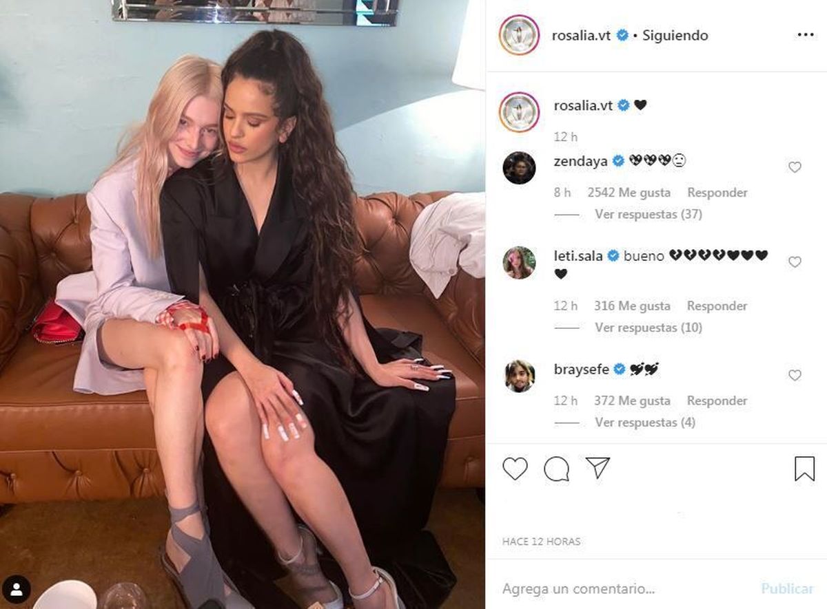 Rosalía y Hunter Schaffer supieron mostrarse juntas varias veces, aunque ninguna comentó sobre la naturaleza de la relación.