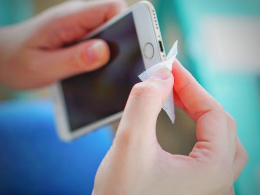 No te pierdas cómo mantener limpio tu smartphone.