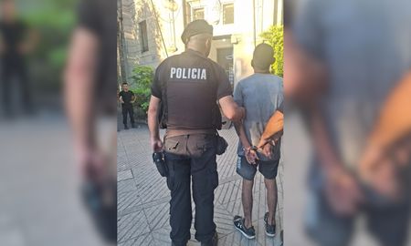 El preso recapturado es Rubén Darío Bogado, de 32 años, quien fue condenado a prisión en 2022 por haber arrojado piedras a un policía. El preso recapturado es Rubén Darío Bogado, de 32 años, quien fue condenado a prisión en 2022 por haber arrojado piedras a un policía.