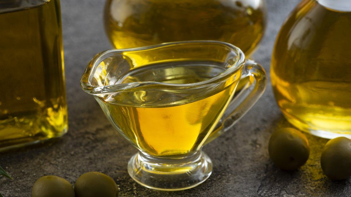 La muestra indicativa analizada no cumple con las especificaciones del artículo 535 del Código Alimentario Argentino.